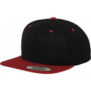 Dvoubarevná čepice Flexfit s rovným kontrastním kšiltem Barva: černá - červená FX6089MT